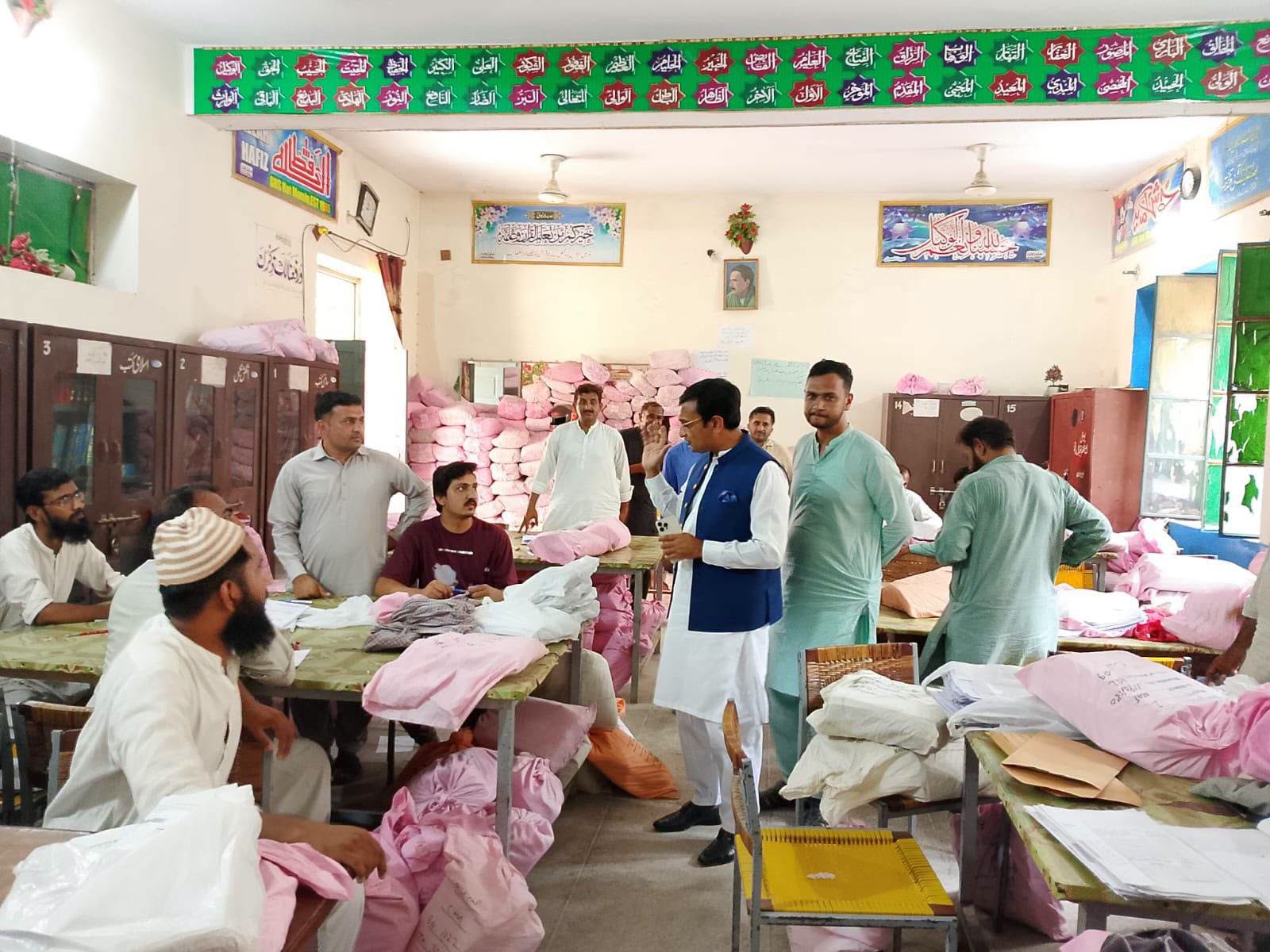 Chairman BISE Sargodha, Along with AC Bhalwal, Conducts Surprise Inspection of Marking Centres in Kot Momin and Bhalwal
